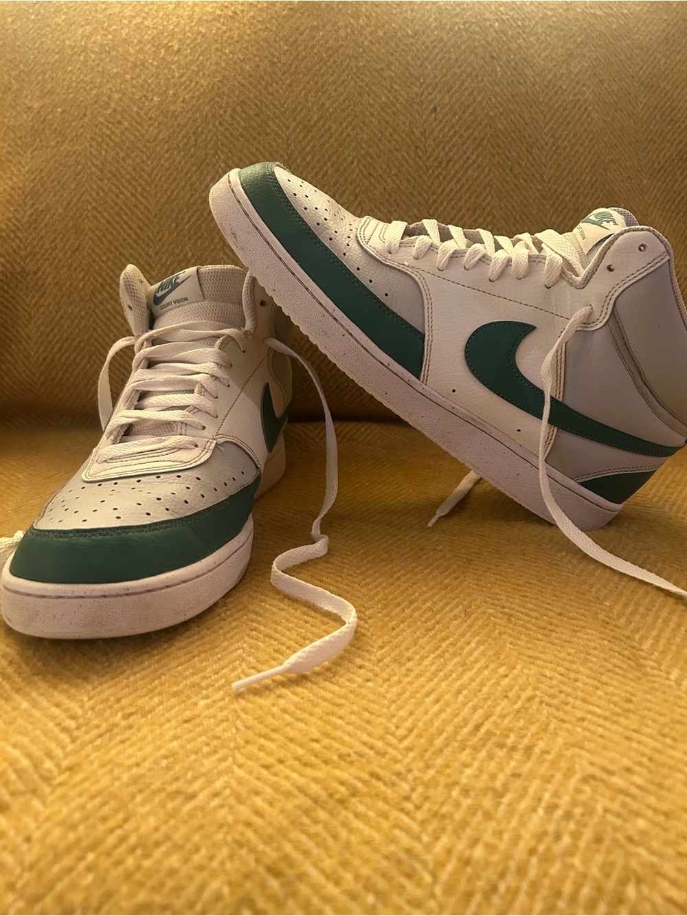 Nike Men’s High-Top Sneakers in White and Teal